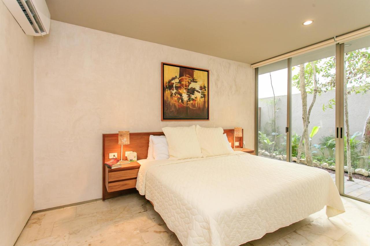 Eco-Chic Design Condos Wrapped In Nature'S Elements By Stella Rentals ตูลุม ภายนอก รูปภาพ